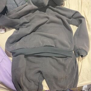Comfrt Men's Gray Hoodie